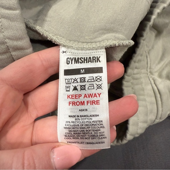 Gymshark Green Cutoff Sweat Shorts - Picture 9 of 12